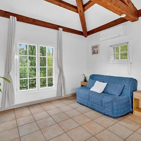 Apartment Hyeres Proche 2 *